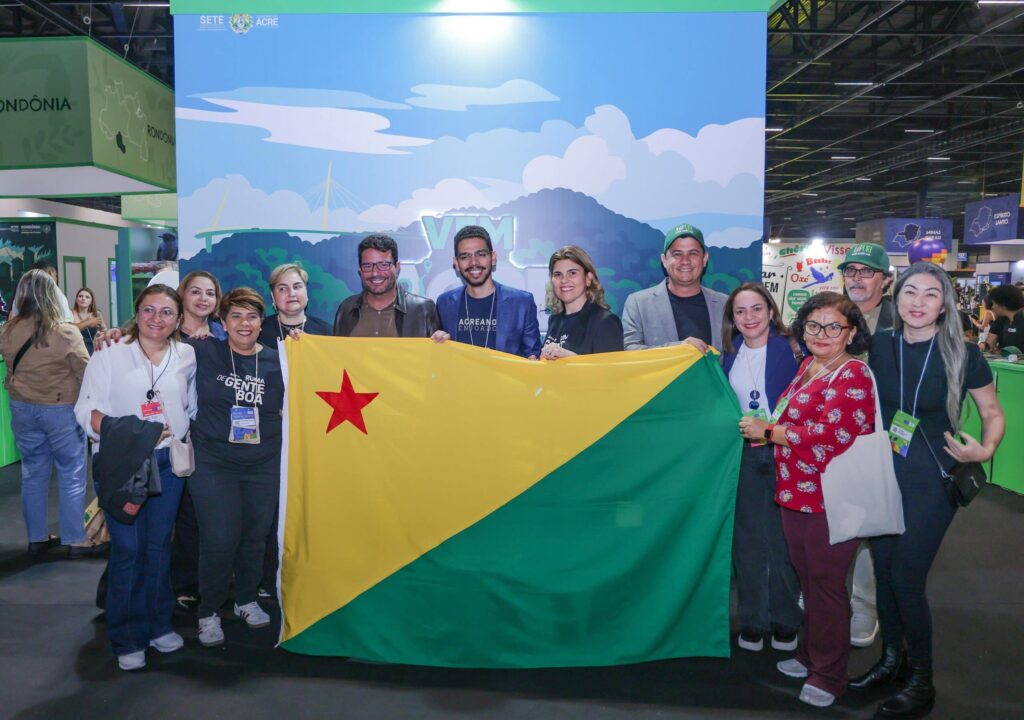 governador-gladson-cameli-prestigia-estande-do-acre-no-salao-do-turismo-e-reforca-valorizacao-do-artesanato-acreano