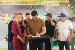 governador-assina-ordem-de-servico-para-implantacao-do-arco-metropolitano-orcado-em-mais-de-r$-105,7-milhoes