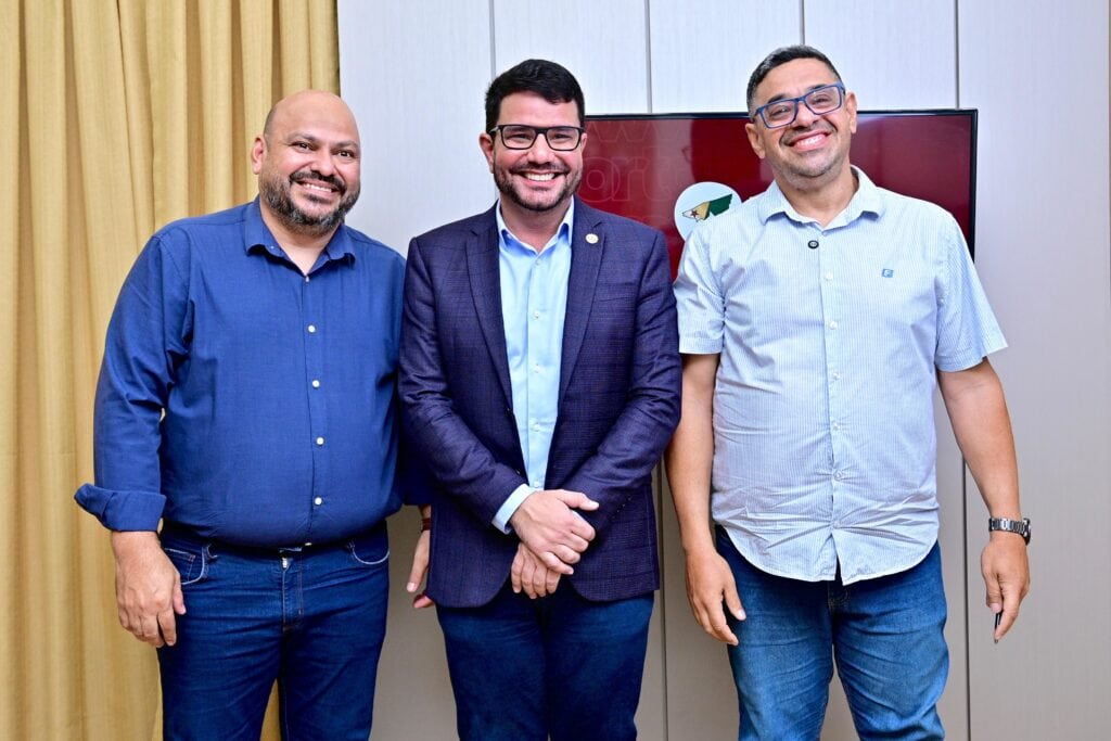 gladson-cameli-destaca-obras-e-acoes-sociais-em-entrevista-ao-portal-acre