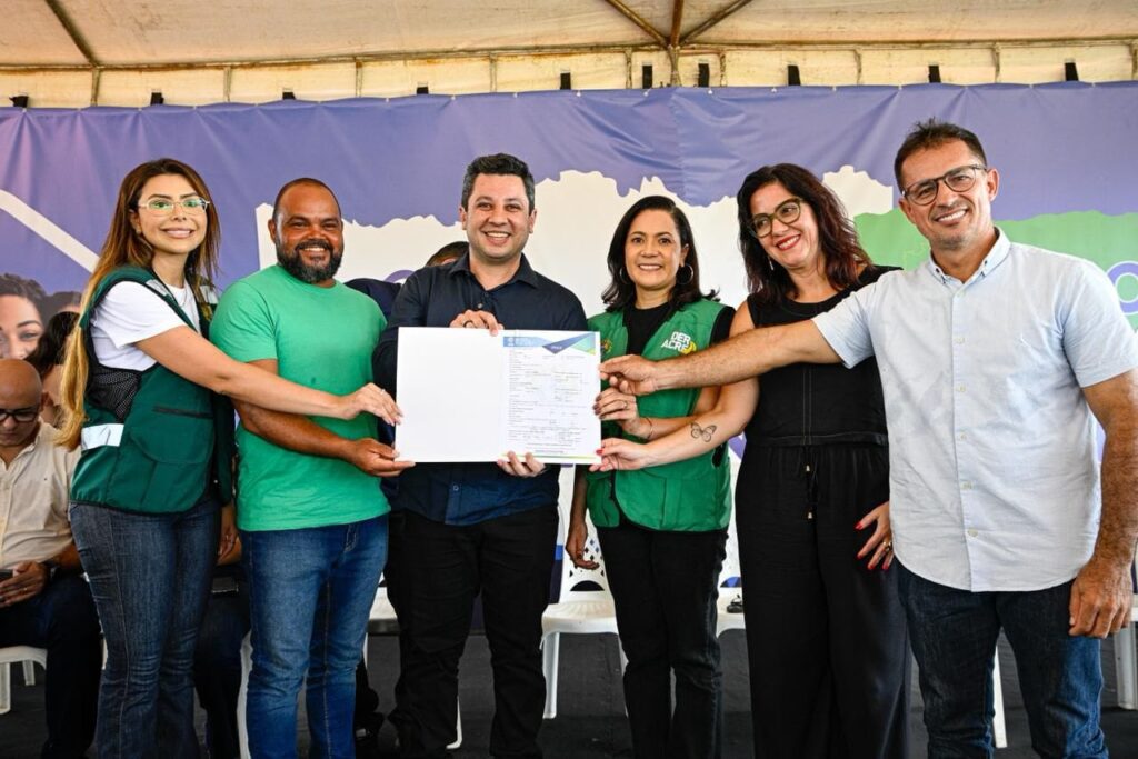 em-xapuri,-governadora-em-exercicio-mailza-participa-de-cerimonia-de-destinacao-de-imoveis-da-uniao-para-estado