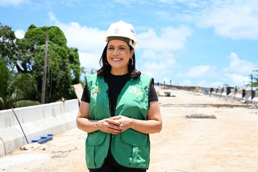 em-fase-de-finalizacao,-governadora-em-exercicio-mailza-visita-obra-da-ponte-da-siberia,-em-xapuri