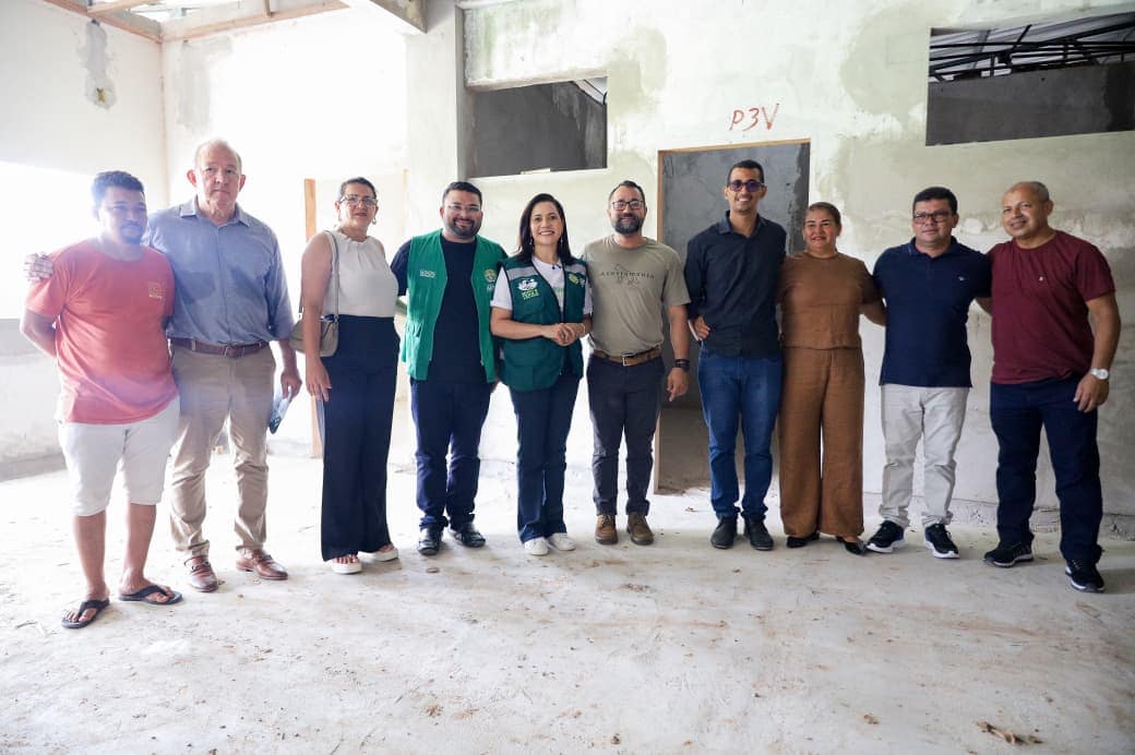 governadora-em-exercicio-mailza-visita-obras-do-hospital-de-feijo-e-reforca-compromisso-com-a-conclusao-da-reforma