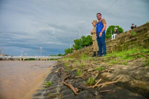 governador-gladson-cameli-acompanha-subida-do-rio-acre-e-reforca-acoes-de-apoio-as-familias