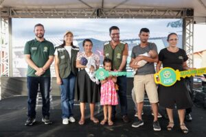 governador-e-vice-entregam-80-casas-do-populares-na-cidade-do-povo