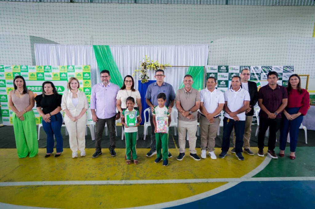 governadora-mailza-entrega-kits-escolares-e-fortalece-a-educacao-em-rodrigues-alves