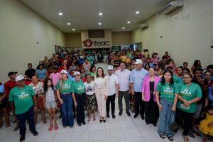 em-tarauaca,-governadora-mailza-lanca-programa-de-aquisicao-de-alimentos-com-investimento-de-r$-5,8-milhoes-na-producao-rural