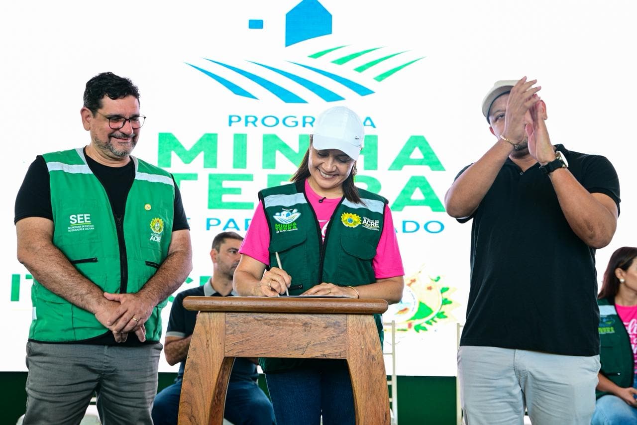 governadora-mailza-assis-cumpre-agenda-em-sena-madureira-com-entregas-nas-areas-de-producao-rural,-educacao,-infraestrutura-e-regularizacao-fundiaria-nesta-terca