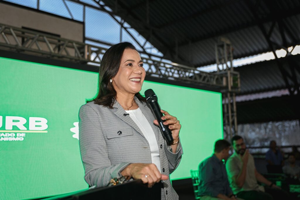 governadora-mailza-assis-cumpre-agenda-no-jurua-com-entregas-nas-areas-de-assistencia-social,-seguranca-publica-e-educacao
