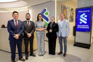 governadora-mailza-lidera-agenda-em-londres-para-fortalecer-combate-a-queimadas-e-estiagem-no-acre