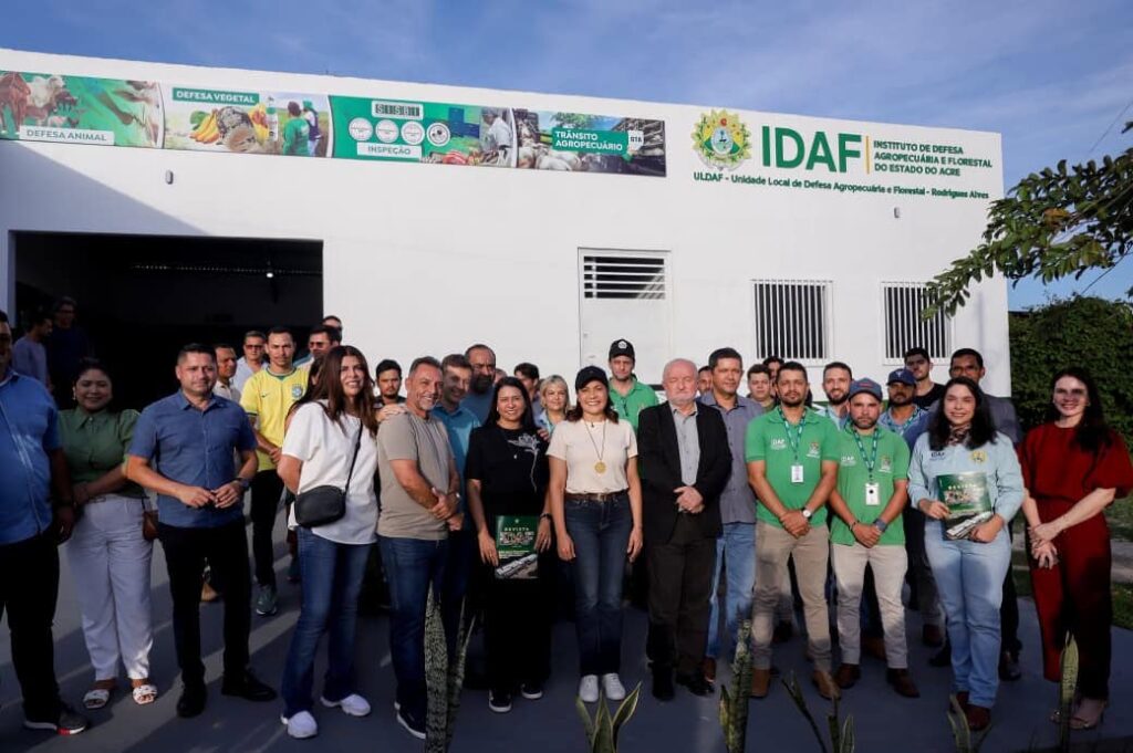 ‘melhores-condicoes-de-trabalho’,-diz-governadora-mailza-ao-entregar-reforma-da-unidade-do-idaf-em-rodrigues-alves